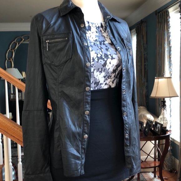 ✨HP✨ NWT Susana Monaco Printed, Cut-Out Top, XS - Picture 5 of 8